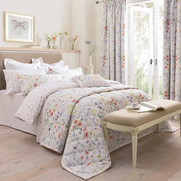 New ✨ Dorma Dorma Wildflower Bedspread ✨ 1 New ✨ Dorma Dorma Wildflower Bedspread ✨
