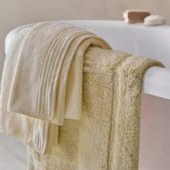 Budget ⭐ Dorma Dorma Sumptuously Soft Almond Bath Mat ✨ -Dunelm Online Shop 30729379 alt04