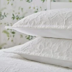 Flash Sale ✨ Dorma Dorma Lydia Oxford Pillowcase Pair 🌟